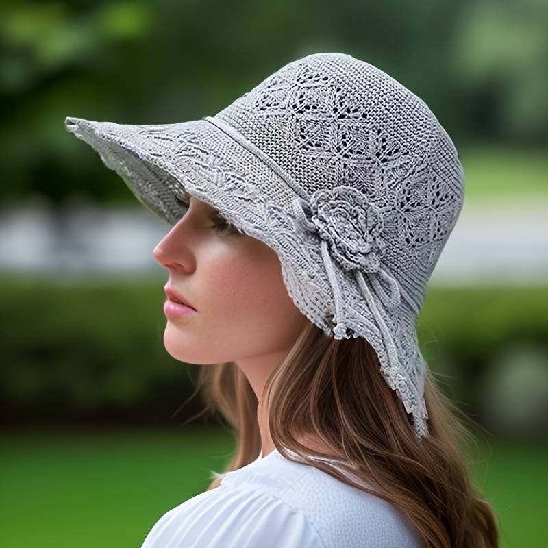 Elegant Wide-Brimmed Folding Sun Hat