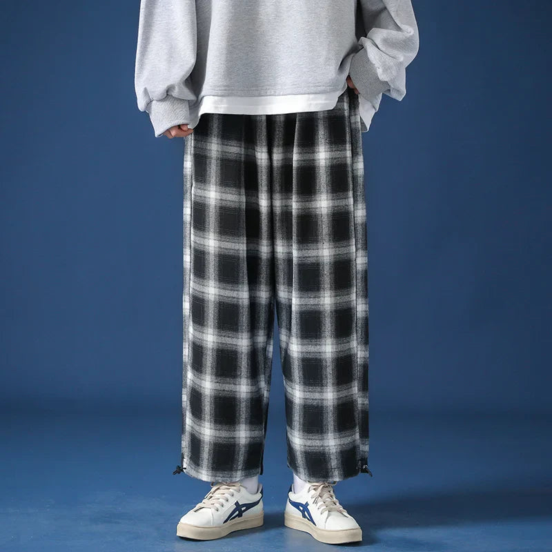 Chekker™ Plaid Joggers