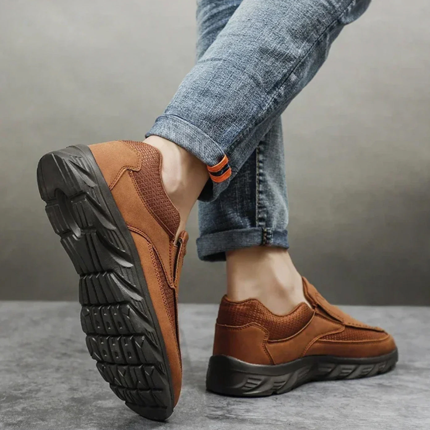 Minimalist Comfort Men's Shoes